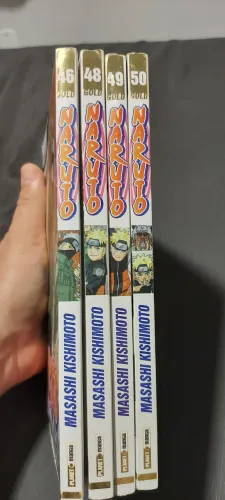 Livro Mangá de Naruto Vol. 46,48,49 e 