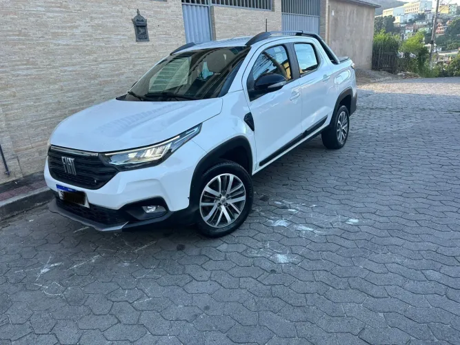 Fiat Strada Volcano 1.3 Flex 8V CD 2024