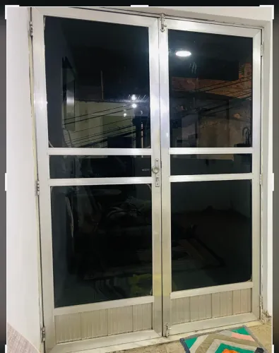 VENDO PORTA DUPLA DE ALUMÍNIO 