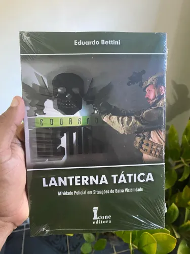 Livro Lanterna Tática