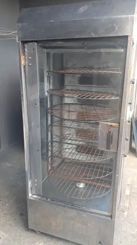 Vendo assador de frango 