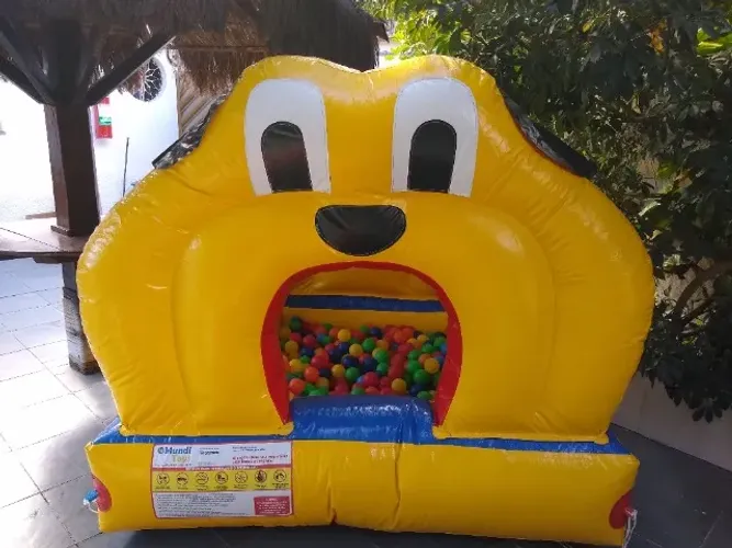 Cachorrinho inflável