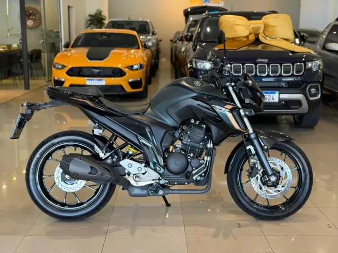YAMAHA FZ25 FAZER 2024