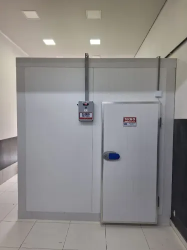 Câmara Fria Industrial com Alta Durabilidade