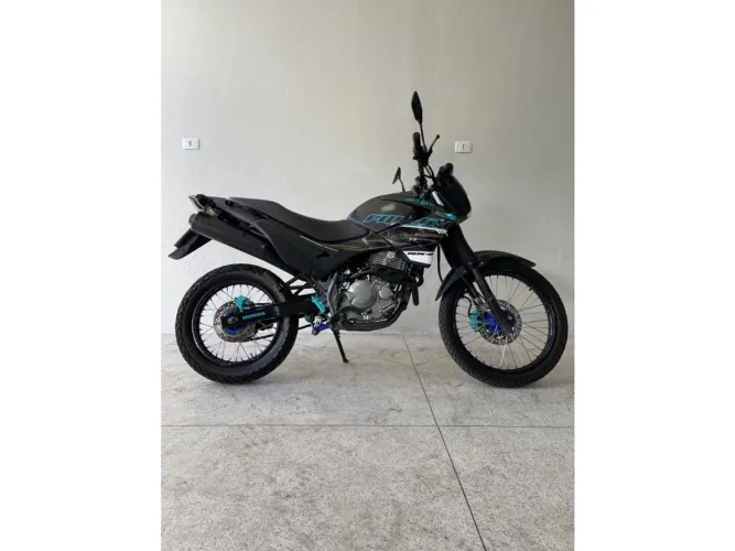Honda Nx-4 falcon 400 2002