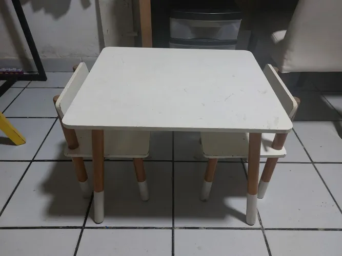 Mesa infantil