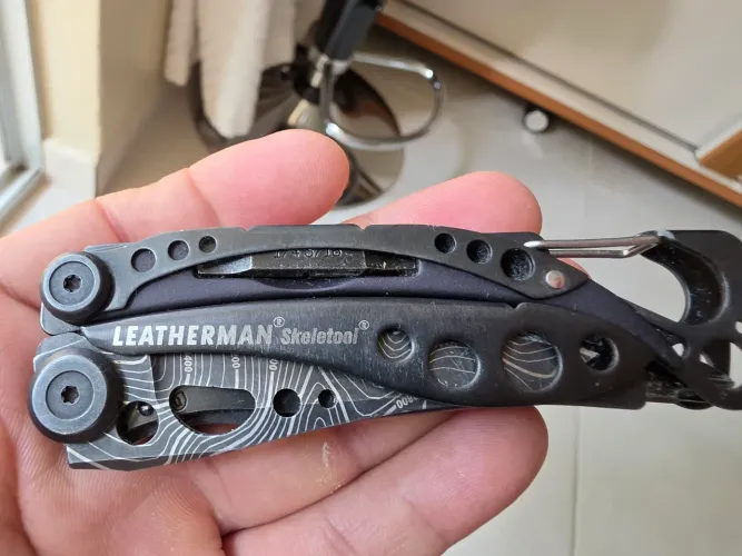 Canivete leatherman skeletool
