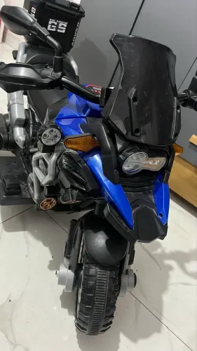 Moto eletrônica infantil