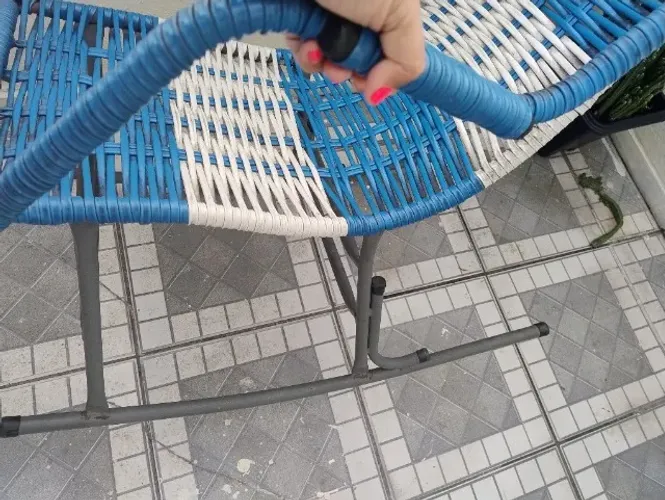 Cadeira de balanço em ótimo estado