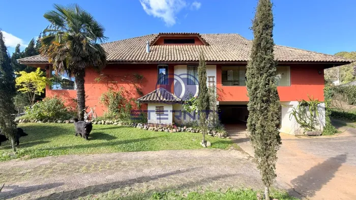 Casa à Venda em Schramm, São Bento do Sul | 5 Suítes