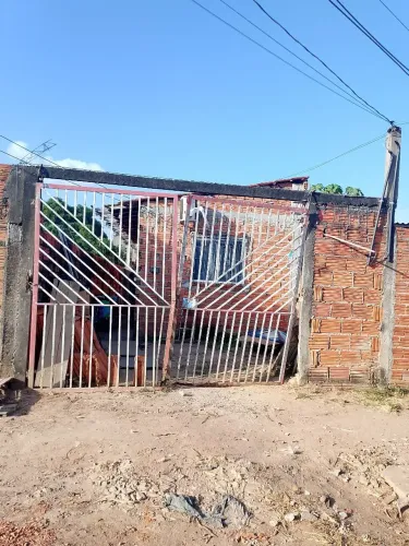 Duas casas no msm terreno a da frente eu já moro