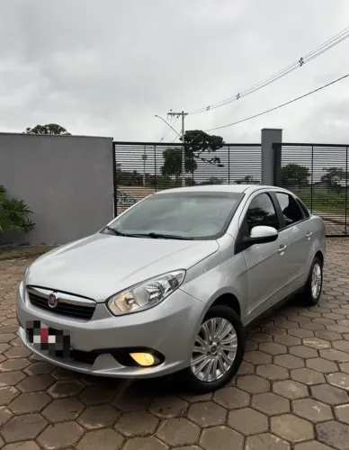 Fiat Grand Siena Essence Dual. 1.6 Flex 16V 2015