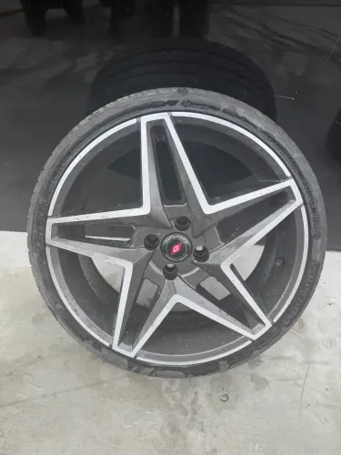 Roda aro 18 pneu 205/ 35