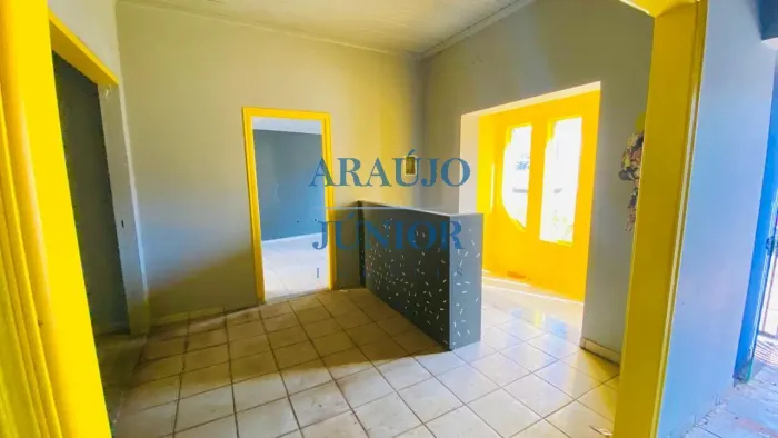 Salão Comercial para Locação na Vila Pavan, Americana-SP: 3 Salas, 2 Banheiros, 75m² de Ár