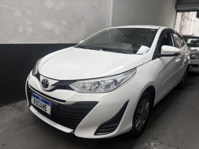 Toyota Yaris Live 1.3 Flex 16V 5P AUT 2022