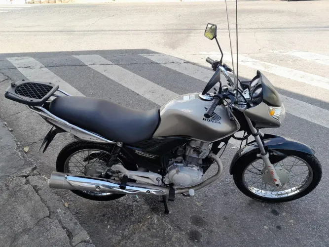 Titan 150 ano 2010 ZAP *