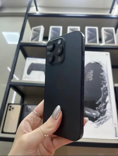 15 PRO 128 gb SEMI NOVO PRETO