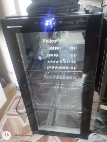 3 em um adega cervejeira e frigobar 