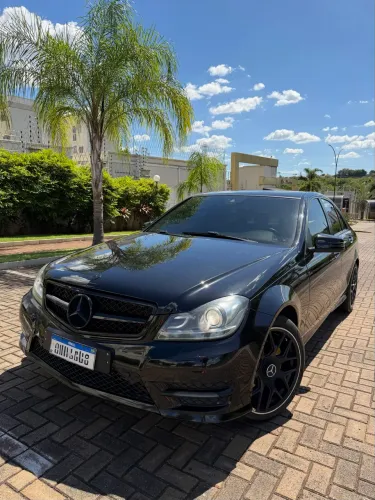 Mercedes-Benz C-180 CGI Sport 1.6 TB 16V 156cv Aut. 2014