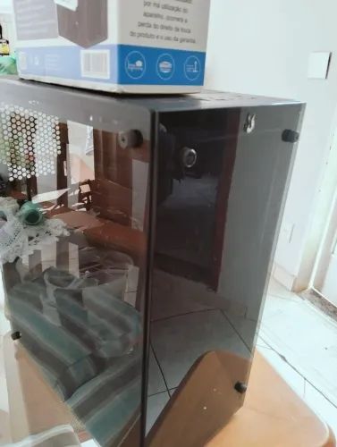 Gabinete ATX gamer vidro fumê aquário e fonte 500w