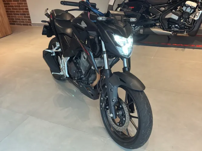 HONDA CB 300F TWISTER CBS