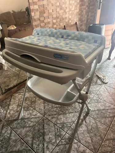 BANHEIRA COM TROCADOR