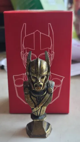 Mini Busto Vibranium Collectibles #5 Thor Omelete Box