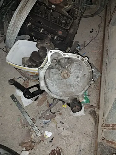 Caixa de mancha de Ford ka 2015