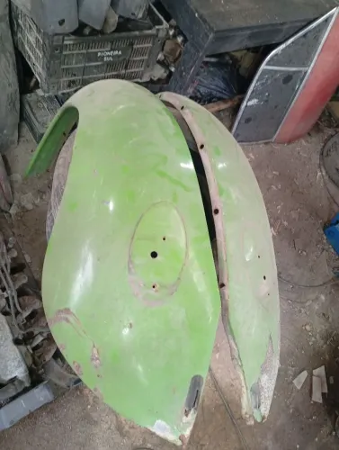 Vendo par de paralama traseiro Fusca antigo