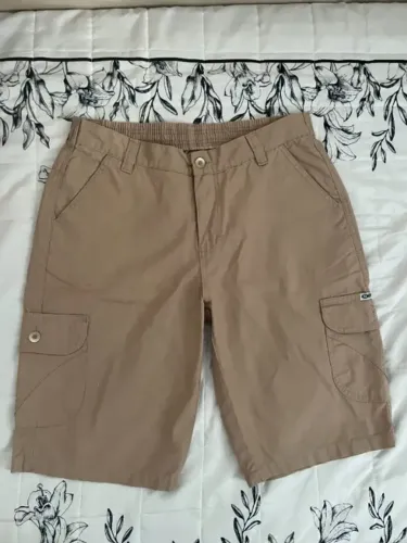 Vendo bermuda tamanho GG
