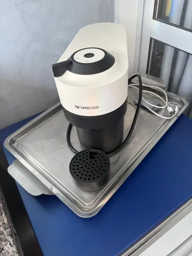 Nespresso Vertuo Pop Branco Coco, Cafeteira - 110v