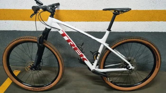 Trek X-Caliber 8 Aro 29 - Shimano XT - RockShox - Tamanho XL
