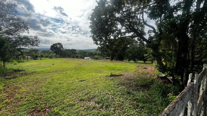 EXCELENTE TERRENO À VENDA NO Corumbá IV 