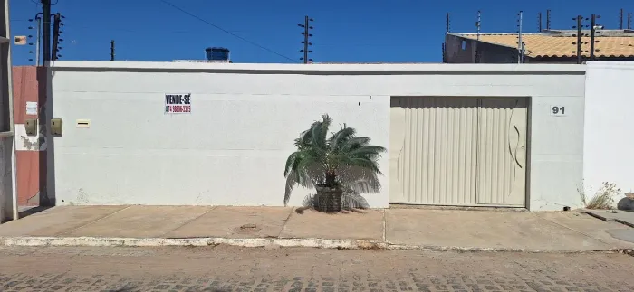 Casa no bairro Vale Dourado