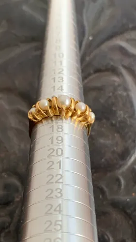 Anel de pérolas (banhado a ouro)!