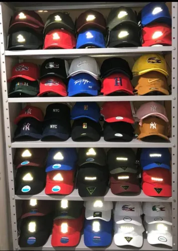 Venda em lote/atacado, bonés novos a preço de fábrica!!!