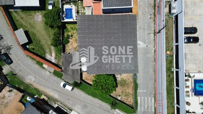 Casa à Venda no Cocal Vila Velha ES | 2 Casas | 6 Quartos | Terreno 385m² | Esquina