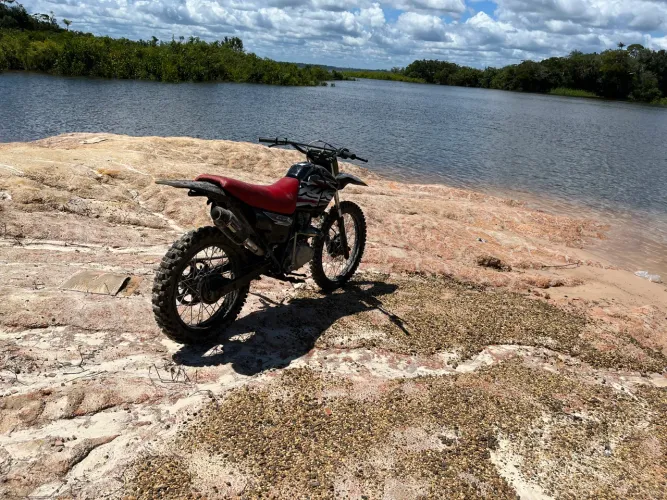 Moto para trilha ou Cross 