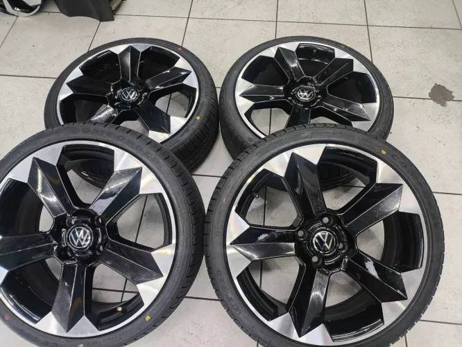 Rodas aro 17 com pneus 195/40/17