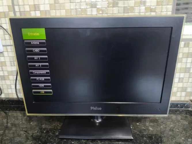 TV Monitor Philco PH19M LED A - 19 Polegadas Seminova