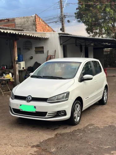 Volkswagen Fox Comfortline 1.6 Flex 8V 5P 2017