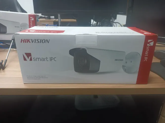 Câmera Hikvision