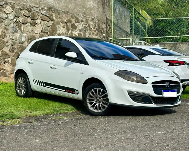 Fiat Bravo Essence 1.8 Flex 16V 5P 2016