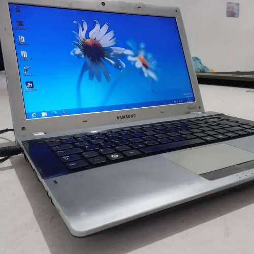 Vendo notebook Samsung rv411 