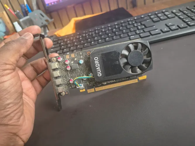 Placa de vídeo NVidia Quadro P620