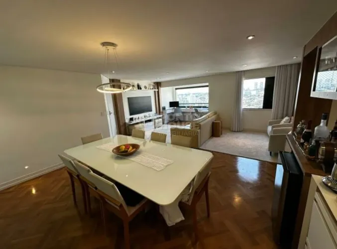 Apartamento à venda na Vila Mariana com 2 dormitórios, 1 suíte e 2 vagas