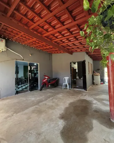 Vende-se casa no Parque Guajará- Rua Rui Barbosa