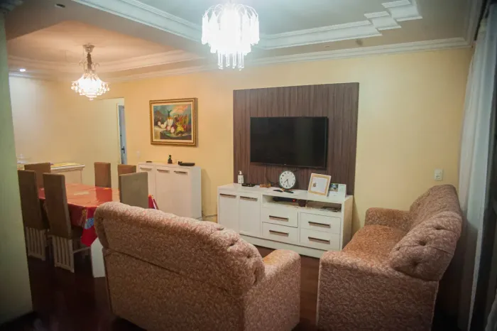 Apartamento para venda tem 140 metros quadrados com 4 quartos em Dionisio Torres - Fortale