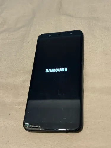 celular samsung j8
