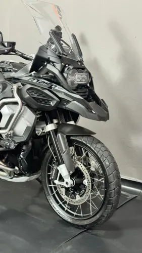 R 1250 GS ADV. PREM. TRIPLE BLACK